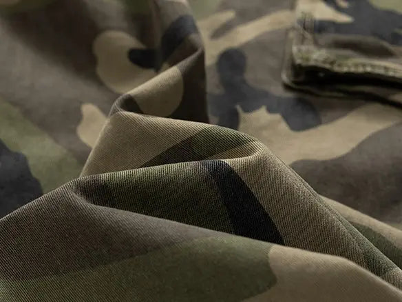CamoForce – Miesten monitaskuiset ulkoilureppuhousut