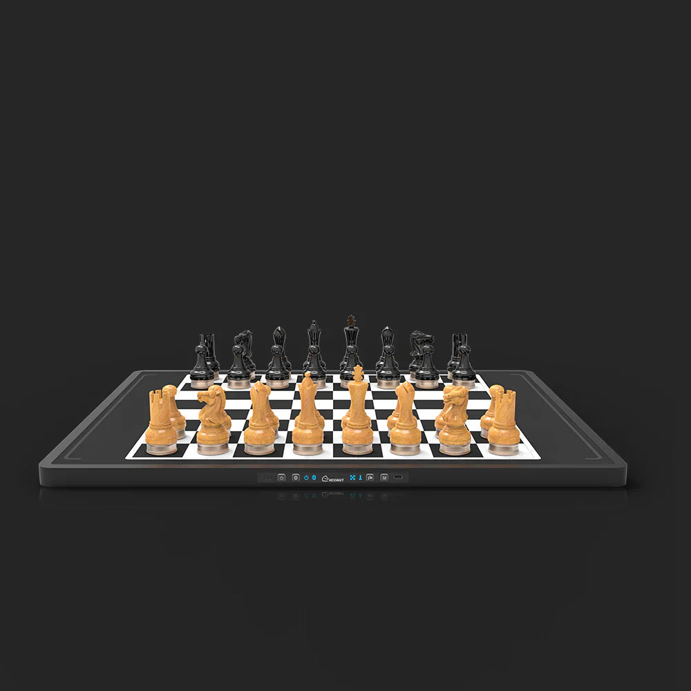 RoboChess – Edistynyt robottishakkilauta puisilla nappuloilla