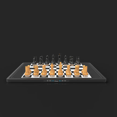 RoboChess – Edistynyt robottishakkilauta puisilla nappuloilla