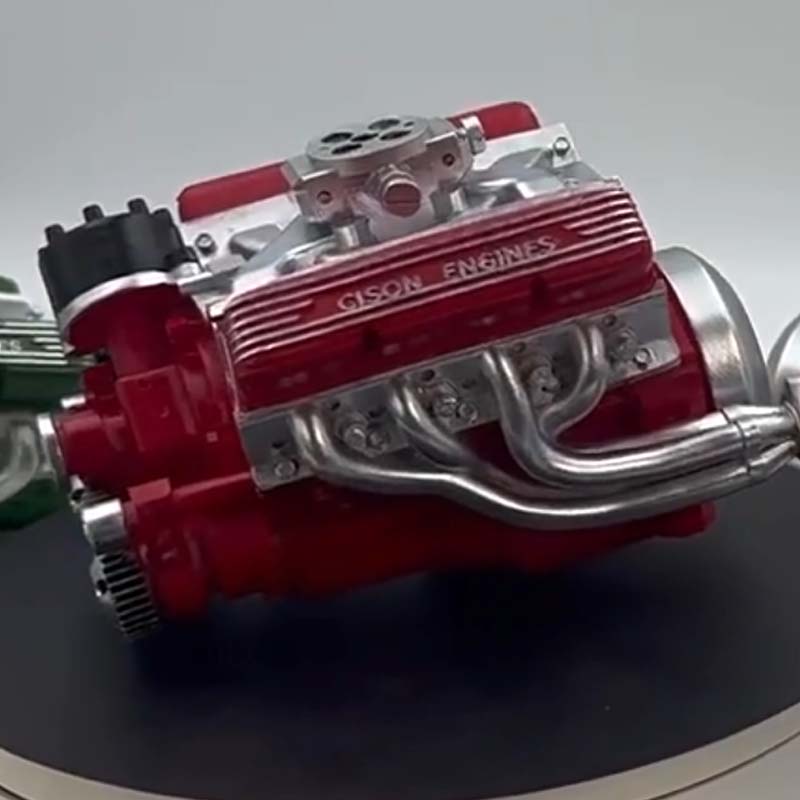 V8Forge – Bensiinimoottorilla varustettu V8-mallinrakennussarja