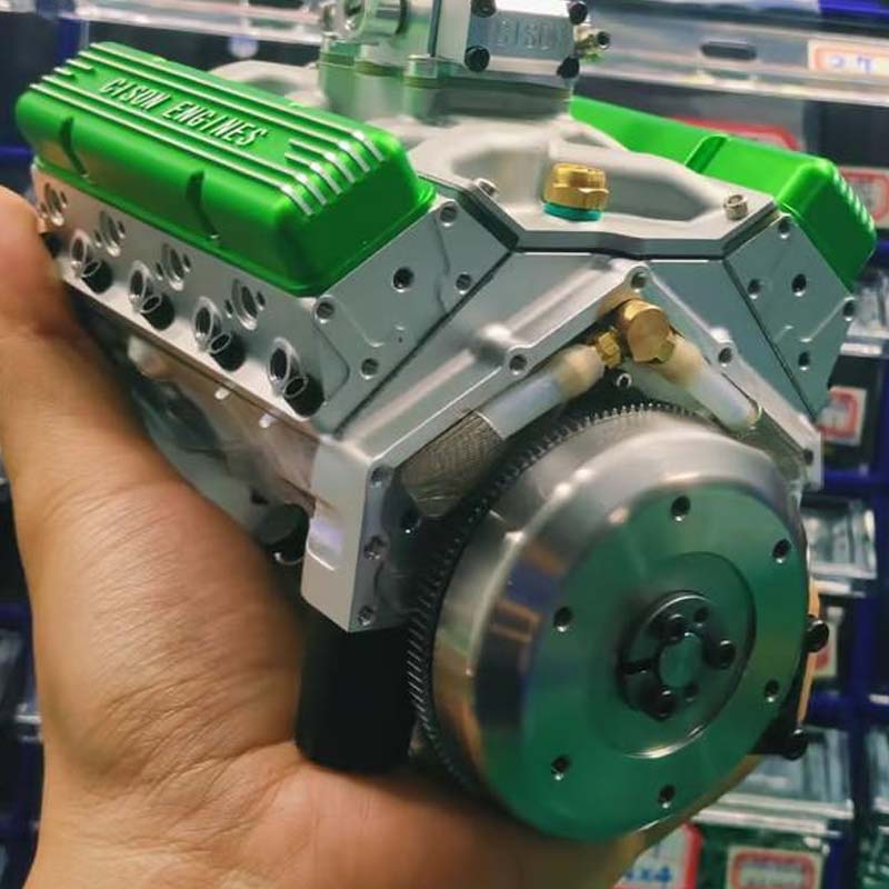 V8Forge – Bensiinimoottorilla varustettu V8-mallinrakennussarja
